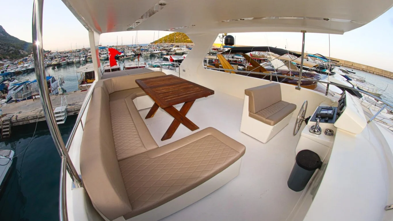 Yacht Gallery Image