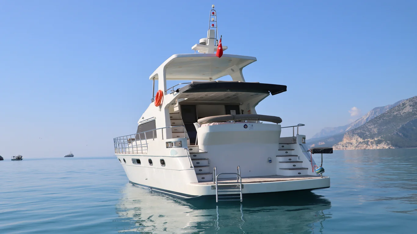 Yacht Thumbnail