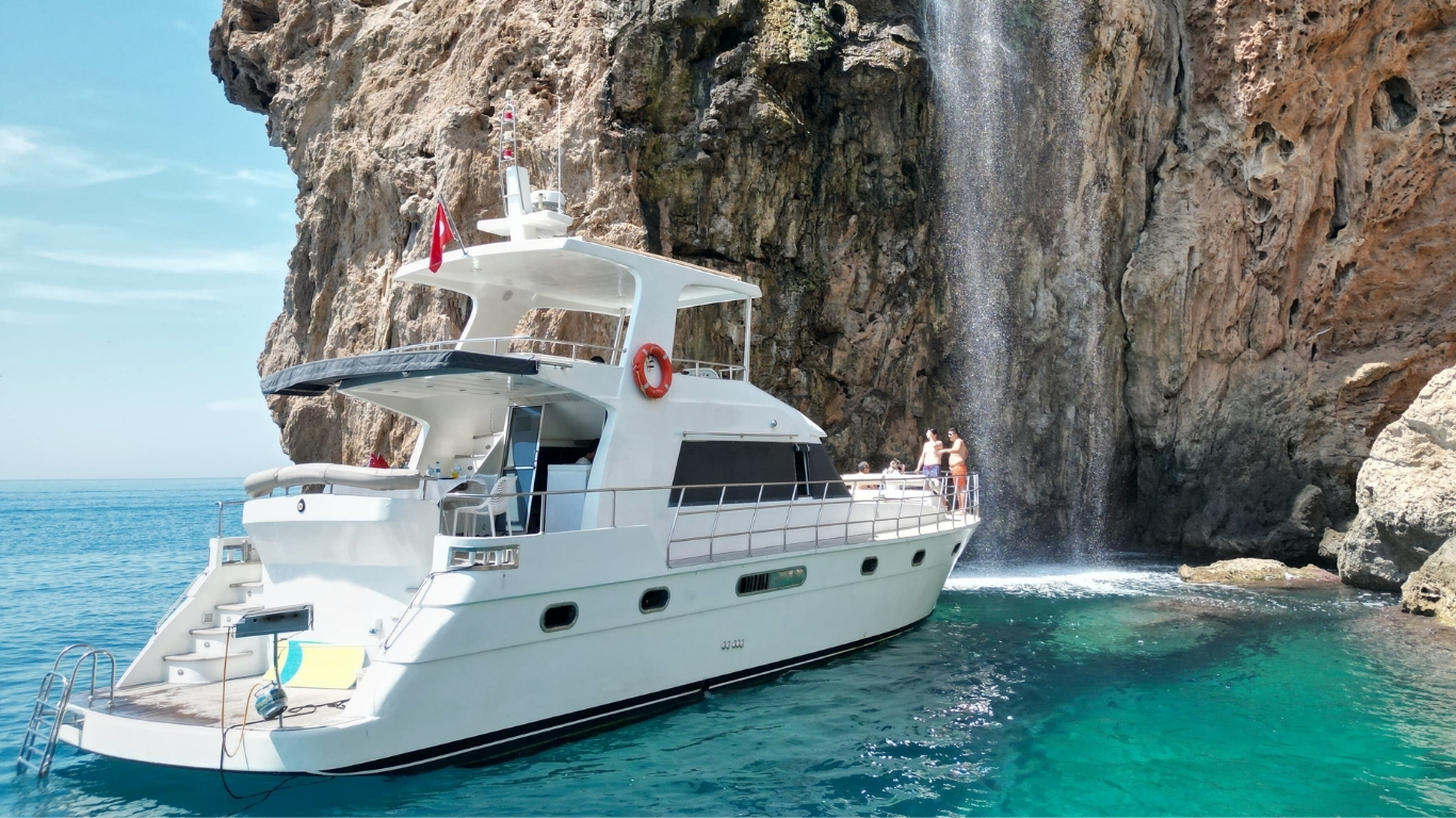Yacht Thumbnail
