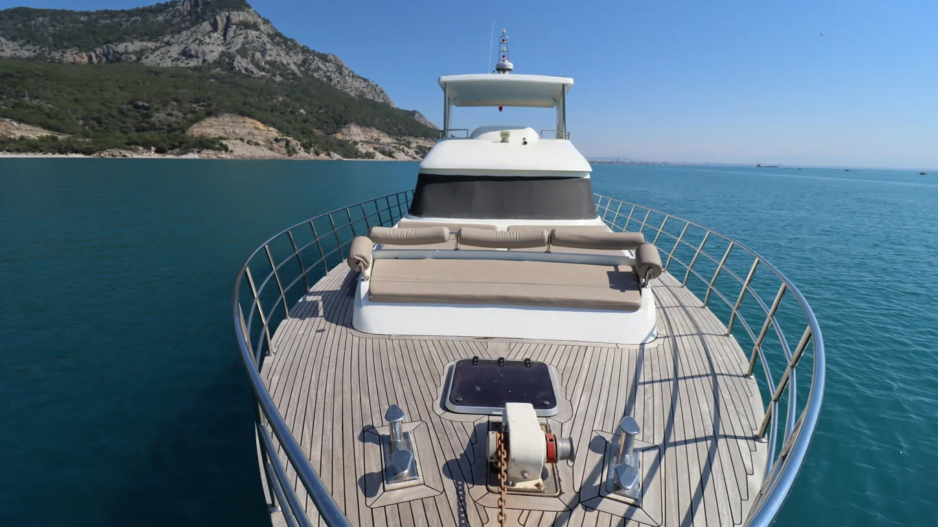 Yacht Gallery Image