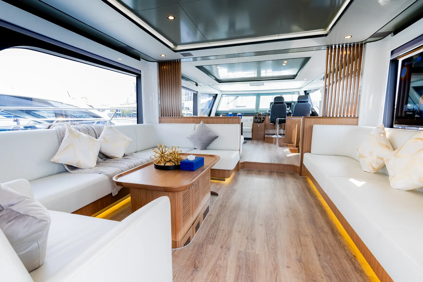 Yacht Gallery Image