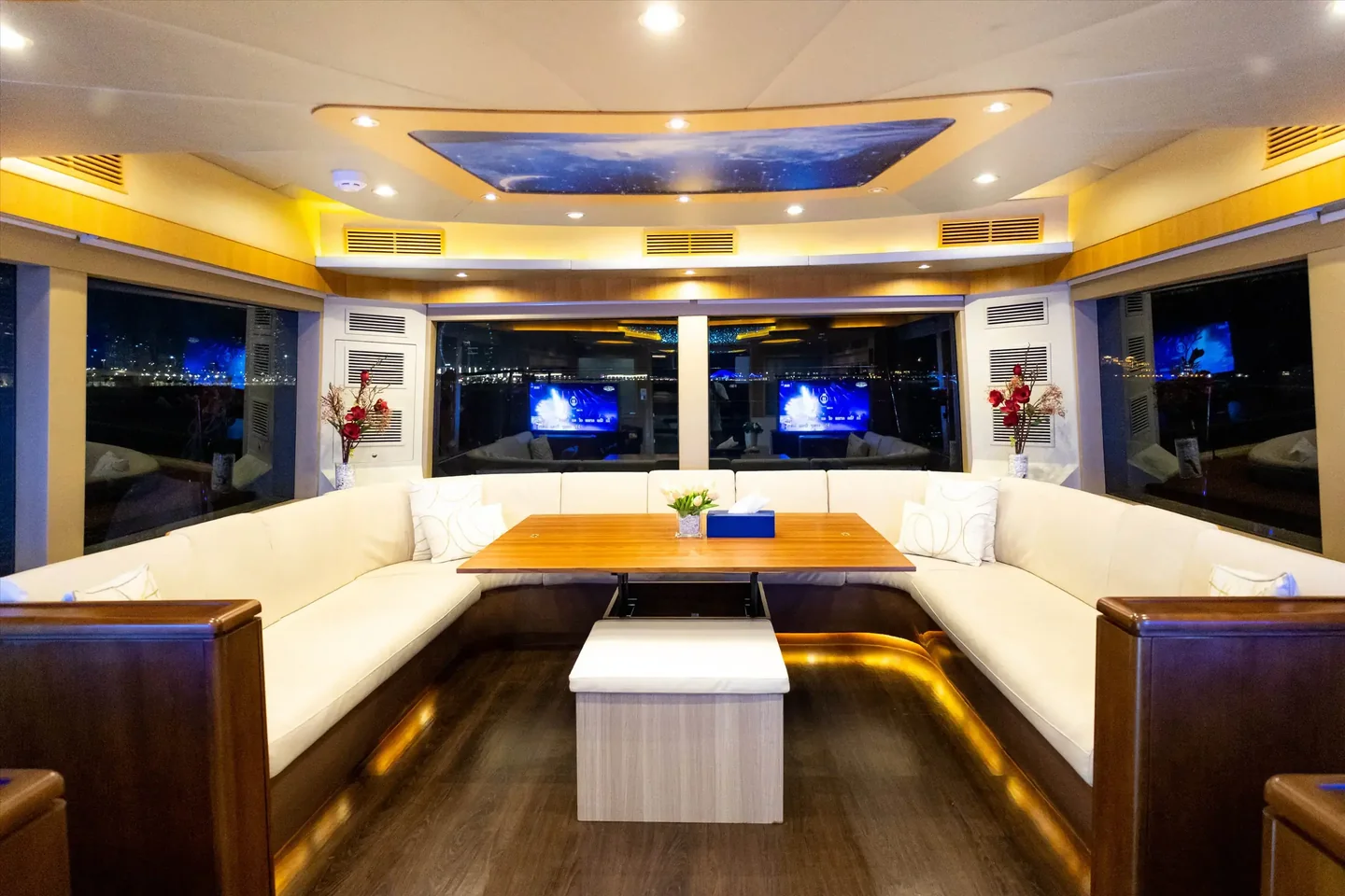 Yacht Gallery Image