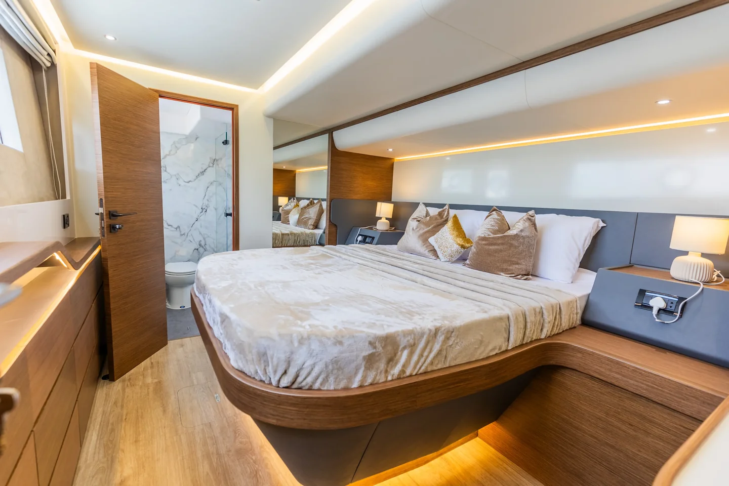 Yacht Gallery Image